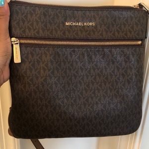 Michael Kors Bedford signature crossbody bag